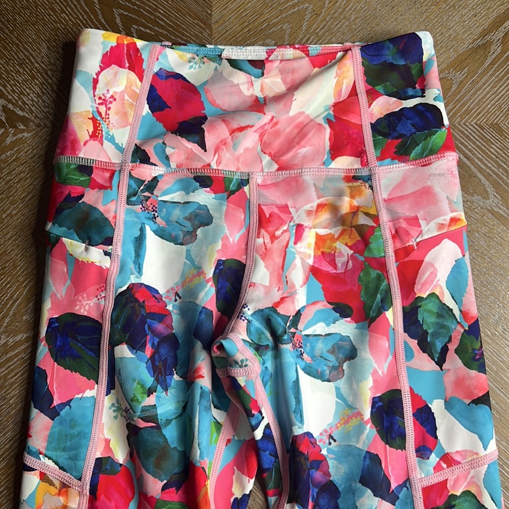 ZYIA ACTIVE Floral Light N Tight Leggings Women’s 2 - Picture 7 of 13